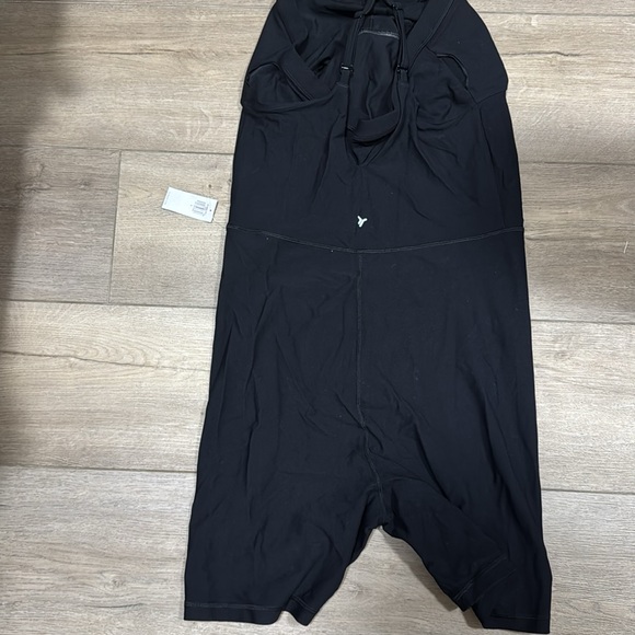 NWT! Black PowerLite Lycra® ADAPTIV Short Bodysuit - Multiple Sizes 🌊 - Picture 11 of 11